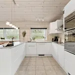 3 Bedroom Awesome In