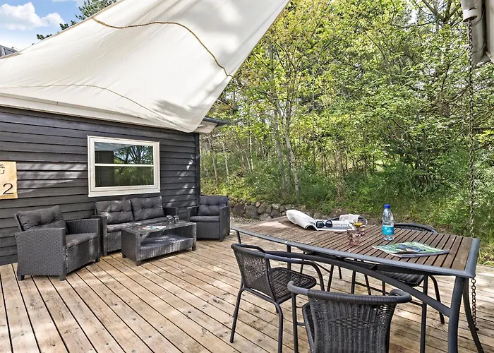 3 Bedroom Awesome In Ebeltoft