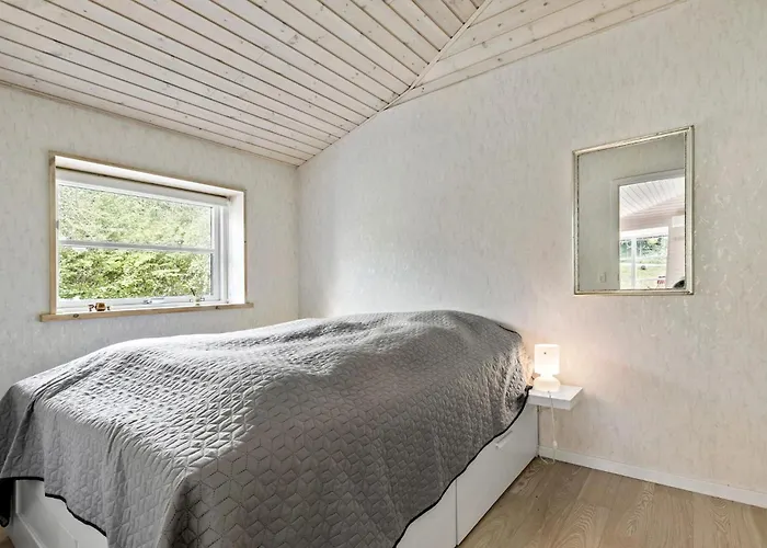 3 Bedroom Awesome In * Ebeltoft